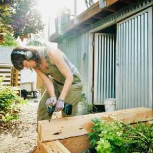Eco-Friendly Home Repairs: How to Save Money and Reduce Your Carbon Footprint